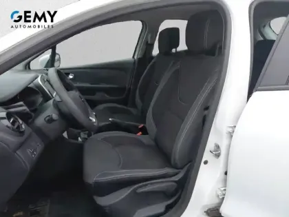 Photo 39 Renault Clio  dCi 75 Energy