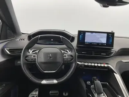 Photo 21 Peugeot 3008  Hybrid 225 e-EAT8