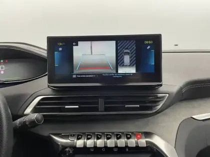 Photo 24 Peugeot 3008  Hybrid 225 e-EAT8