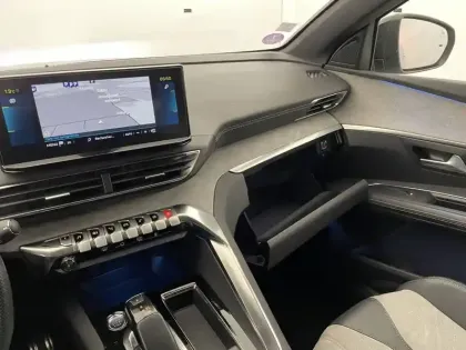 Photo 29 Peugeot 3008  Hybrid 225 e-EAT8