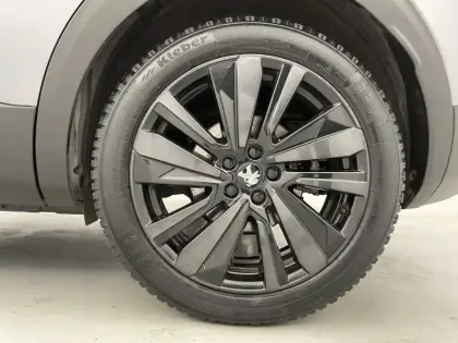 Photo 15 Peugeot 3008  Hybrid 225 e-EAT8