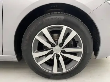 Photo 17 Peugeot 308  PureTech 110ch S&S BVM6