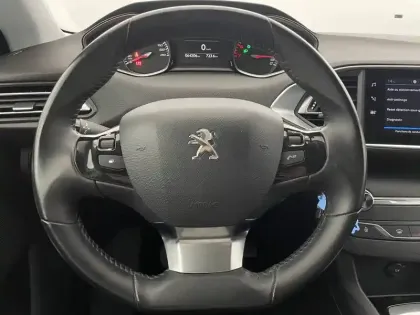 Photo 22 Peugeot 308  PureTech 110ch S&S BVM6