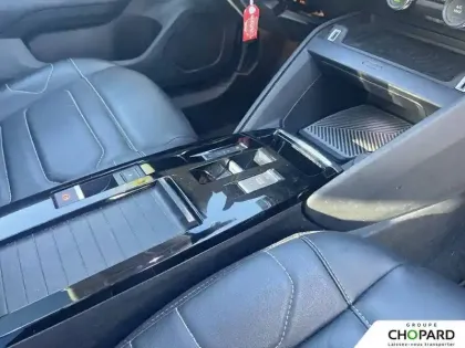 Photo 5 Citroën C4 e- 136 ch Automatique