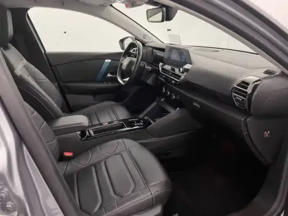 Photo 58 Citroën C4 e- 136 ch Automatique