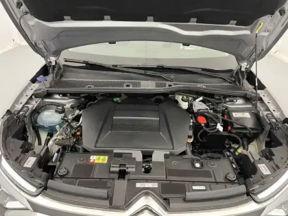 Photo 45 Citroën C4 e- 136 ch Automatique