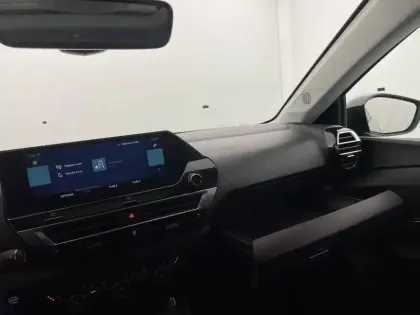 Photo 54 Citroën C4 e- 136 ch Automatique