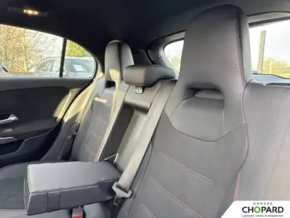 Photo 18 Mercedes Classe A  180 7G-DCT