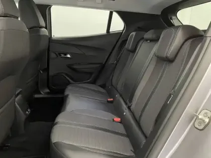 Photo 14 Peugeot 2008  Electrique 136 ch