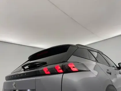 Photo 23 Peugeot 2008  Electrique 136 ch