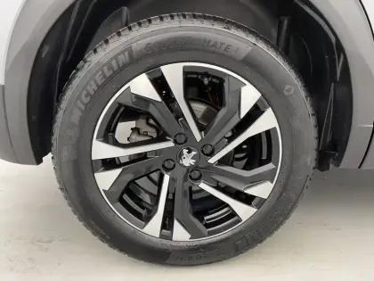 Photo 18 Peugeot 2008  Electrique 136 ch