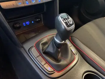 Photo 18 Hyundai Kona  1.0 T-GDi 120