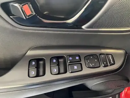 Photo 13 Hyundai Kona  1.0 T-GDi 120