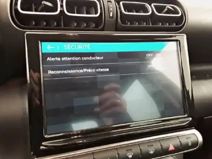 Photo 21 Citroën C3 Aircross  PureTech 110 S&S BVM6