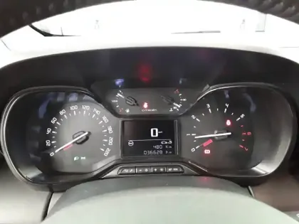 Photo 9 Citroën C3 Aircross  PureTech 110 S&S BVM6