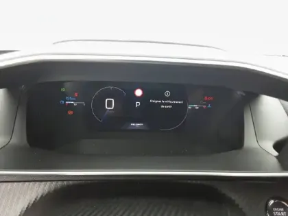 Photo 9 Peugeot 2008  Hybrid 145 e-DCS6