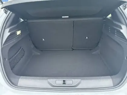 Photo 45 Peugeot 308  Hybrid 136 e-DCS6