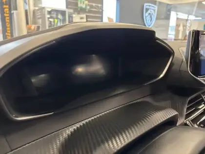 Photo 9 Peugeot 2008  Hybrid 145 e-DCS6