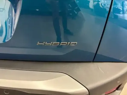 Photo 18 Peugeot 2008  Hybrid 145 e-DCS6