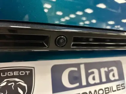 Photo 17 Peugeot 2008  Hybrid 145 e-DCS6