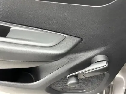 Photo 14 Peugeot 208  PURETECH 75 S&S BVM5