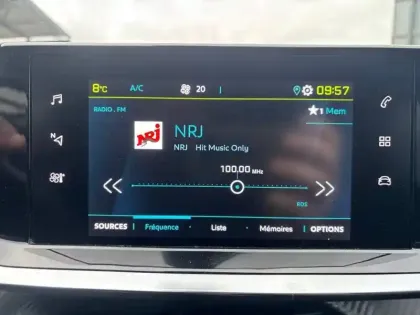 Photo 18 Peugeot 208  Electrique 50 kWh 136ch