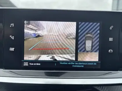 Photo 22 Peugeot 208  Electrique 50 kWh 136ch