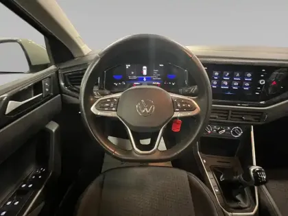 Photo 11 Volkswagen Polo  1.0 TSI 95 S&S BVM5