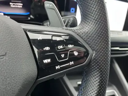 Photo 22 Volkswagen Golf  2.0 TSI 320 DSG7