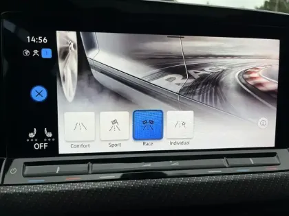 Photo 28 Volkswagen Golf  2.0 TSI 320 DSG7