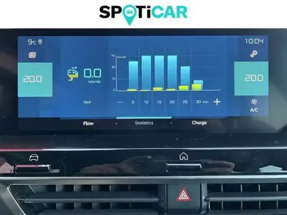 Photo 26 Citroën C4 e- 136 ch Automatique