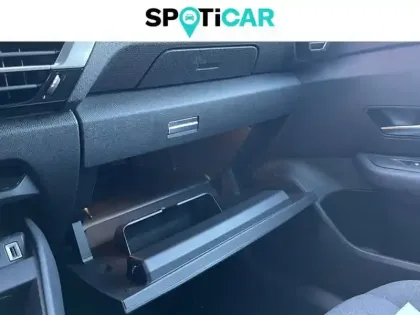 Photo 29 Citroën C4 e- 136 ch Automatique