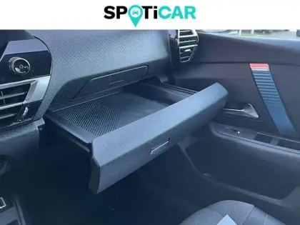 Photo 27 Citroën C4 e- 136 ch Automatique