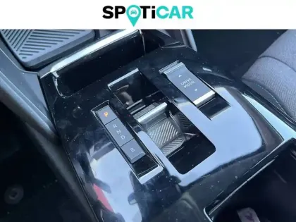 Photo 31 Citroën C4 e- 136 ch Automatique