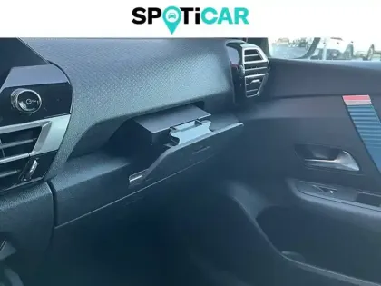 Photo 28 Citroën C4 e- 136 ch Automatique