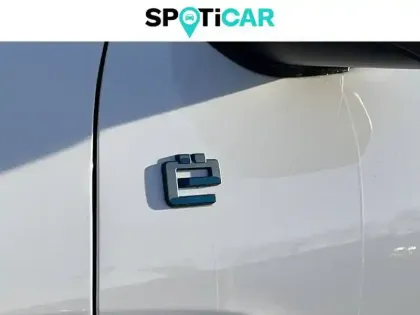 Photo 16 Citroën C4 e- 136 ch Automatique