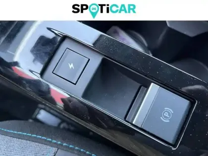 Photo 32 Citroën C4 e- 136 ch Automatique