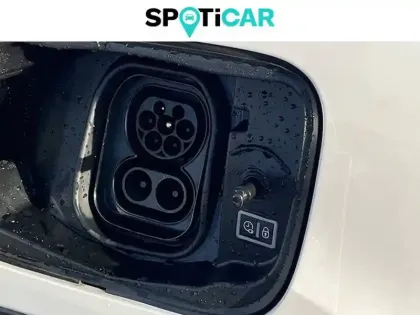 Photo 17 Citroën C4 e- 136 ch Automatique