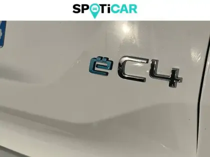 Photo 18 Citroën C4 e- 136 ch Automatique