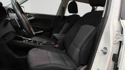 Photo 15 Kia E-soul  Electrique 204 ch