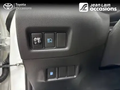 Photo 18 Toyota C-HR  Hybride 2.0L