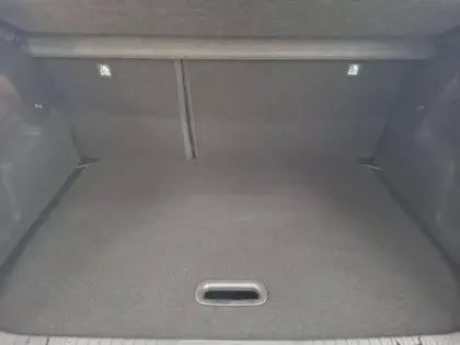 Photo 9 Renault Captur  E-Tech full hybrid 160 ch