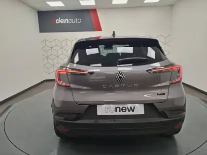 Photo 91 Renault Captur  E-Tech full hybrid 160 ch
