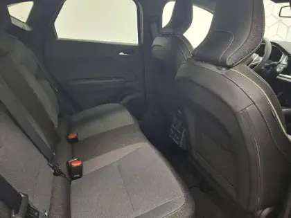 Photo 14 Renault Captur  E-Tech full hybrid 160 ch