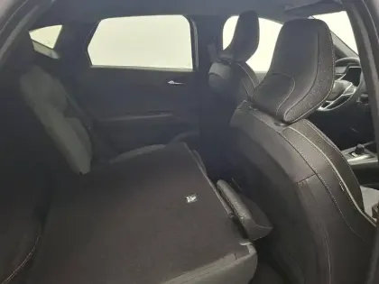 Photo 67 Renault Captur  E-Tech full hybrid 160 ch