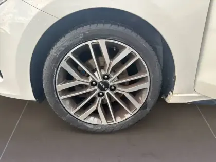 Photo 13 Kia Rio  1.0 T-GDi 100 ch MHEV iBVM6