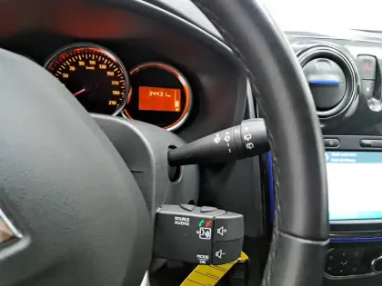 Photo 32 Dacia Sandero  Blue dCi 95