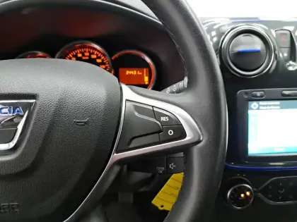 Photo 34 Dacia Sandero  Blue dCi 95