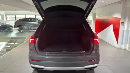 Photo 13 Audi Q3  35 TFSI 150 ch S tronic 7