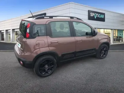 Photo 27 Fiat Panda  1.0 70 ch Hybride BSG S/S City Cross Trussardi